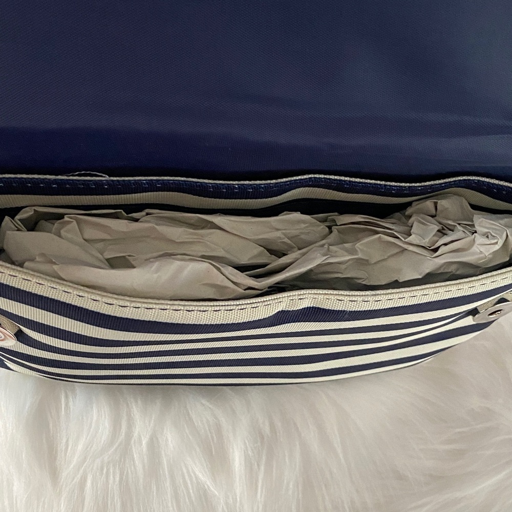 Nautica Striped Crossbody Bag navy blue and white with Tan Accents - Picture 5 of 9